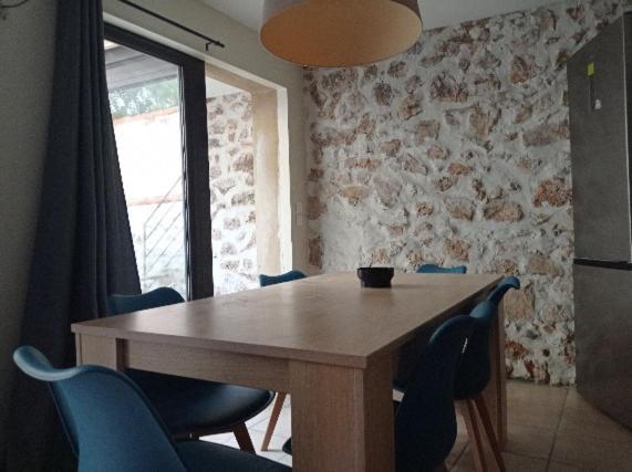 Maison De Charme Avec Patio Et Terrasse De Toit Estagel Esterno foto