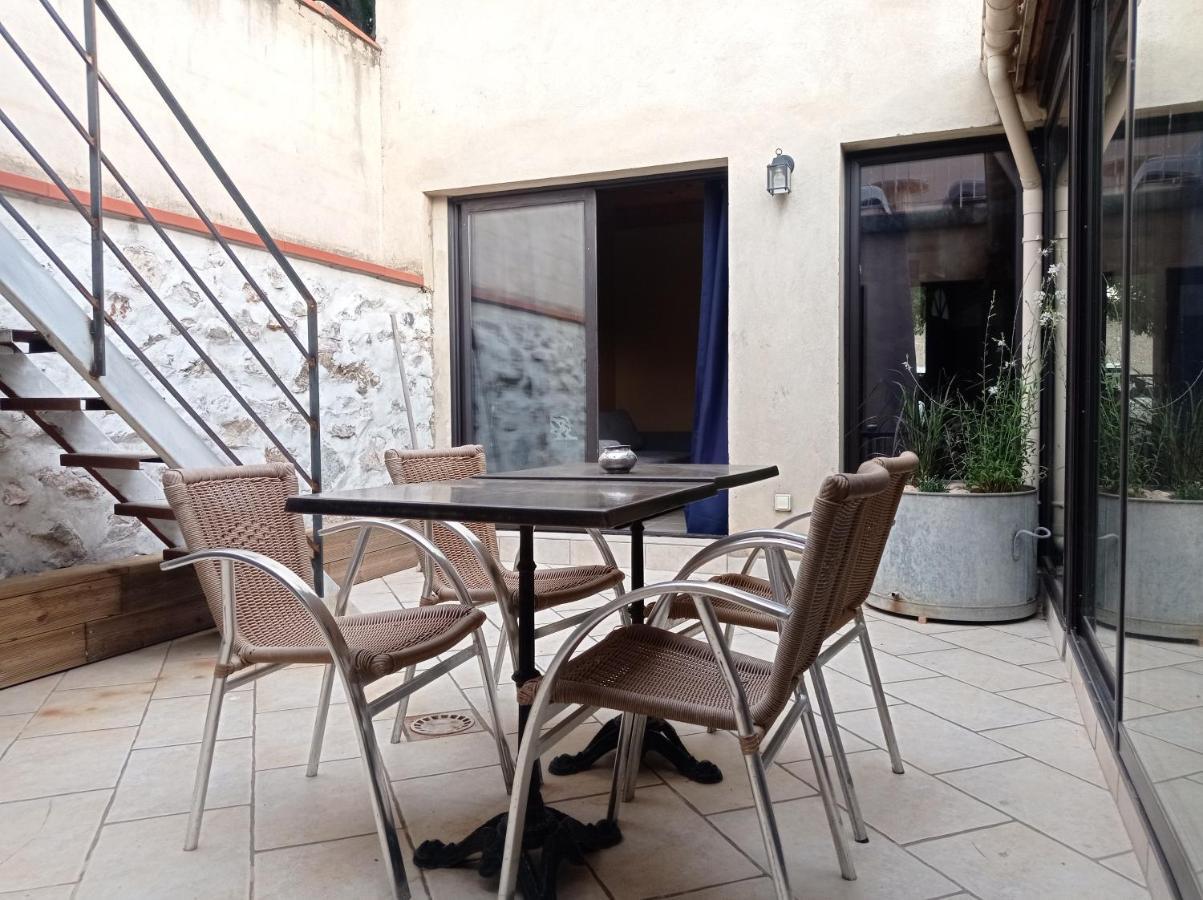 Maison De Charme Avec Patio Et Terrasse De Toit Estagel Esterno foto