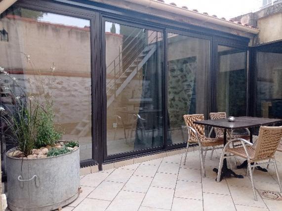 Maison De Charme Avec Patio Et Terrasse De Toit Estagel Esterno foto